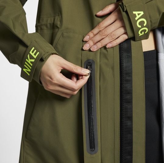 NIKELAB WMNS ACG GORETEX COAT OLIVE AR4531-395 (Nike/アウター