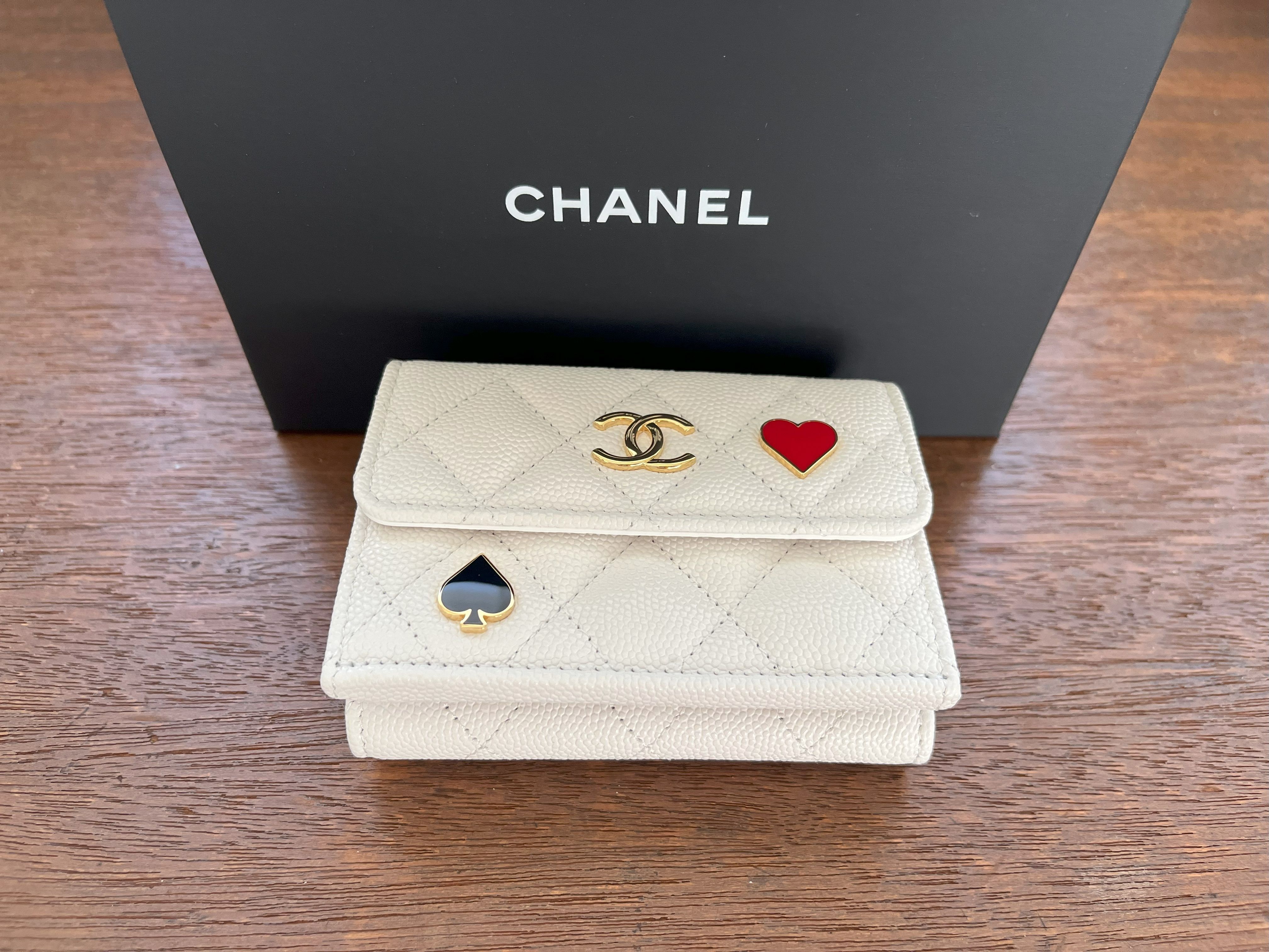 シャネル】スモール フラップ ウォレット カジノ トランプ (CHANEL