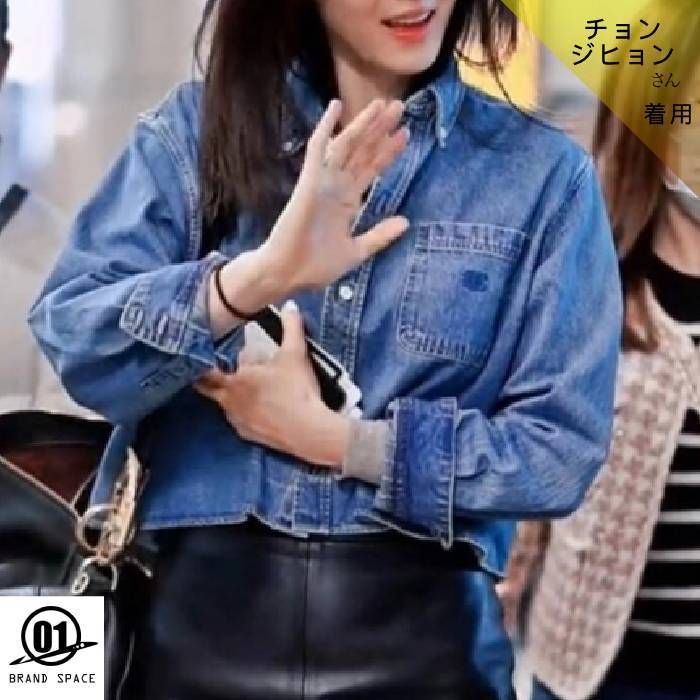 チョン・ジヒョンさん着用 CELINE デニム クロップドシャツ (CELINE