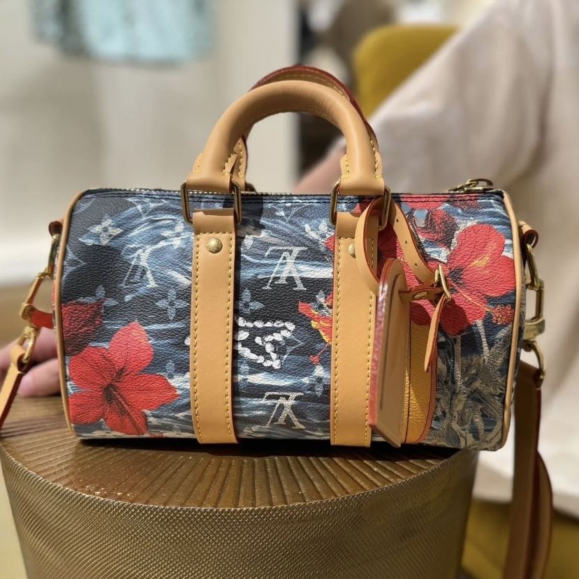 リゾート気分を味わえる♪】ルイヴィトン ショルダーバッグ (Louis