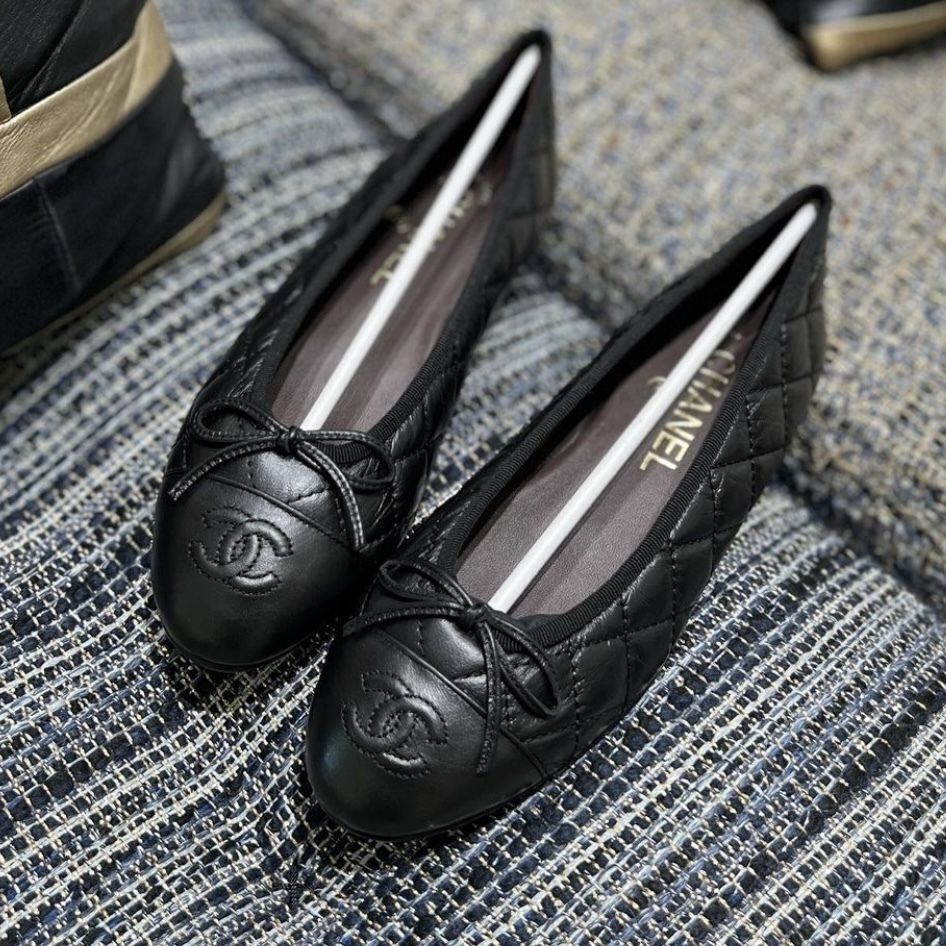 CHANELシャネル バレリーナ 37.5 付属品全てあり 【公式通販】