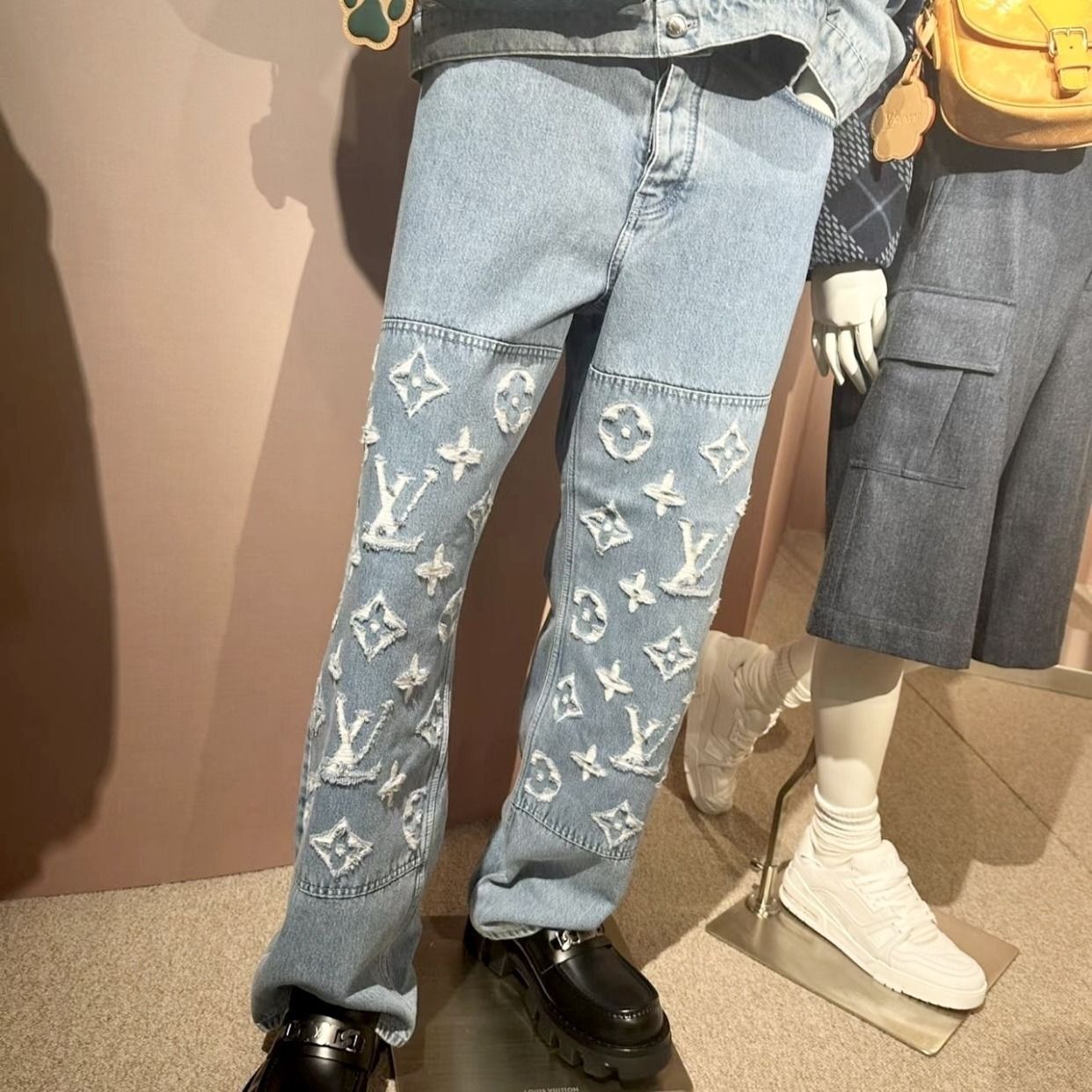 ストリート感をプラス】LOUIS VUITTON☆デニム パンツ (Louis Vuitton