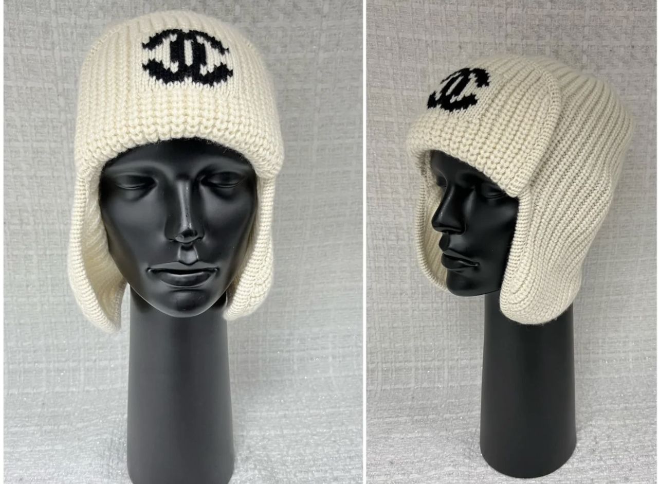 普段使いからアウトドアまで◎】CHANEL ニットキャップ CCロゴ (CHANEL