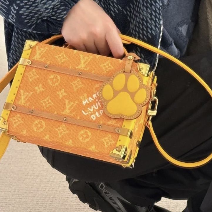 ☆鮮やかカラー☆ルイヴィトン ハンドバッグ (Louis Vuitton