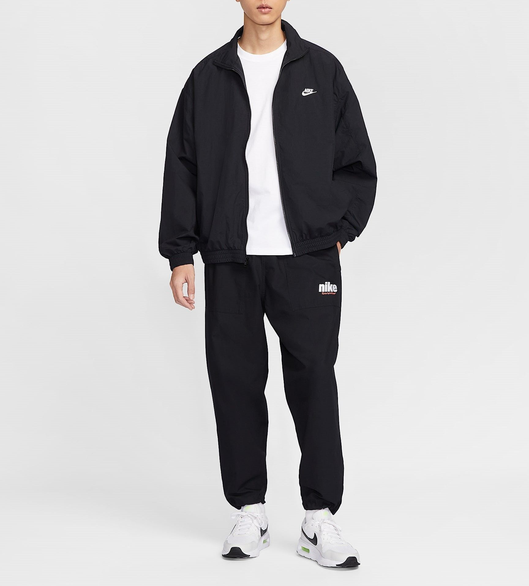 ☆NIKE☆ CLUB OVERSIZED TRACK ウーブンジャケット☆追跡可 (Nike