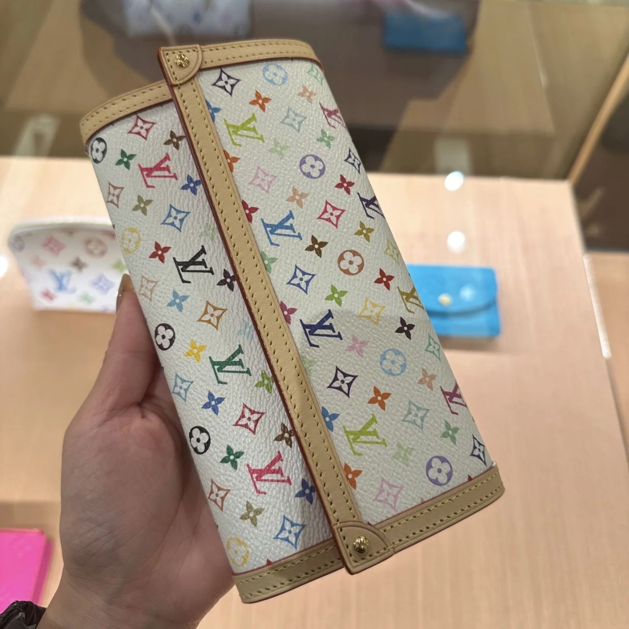 カラフルが可愛い！】ルイヴィトン×村上隆 長財布 M13397 (Louis