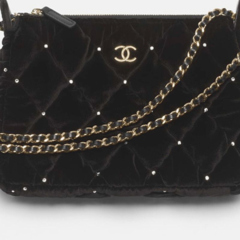 ☆まるで夜空のよう☆【CHANEL】ベロア&ラインストーン バッグ (CHANEL