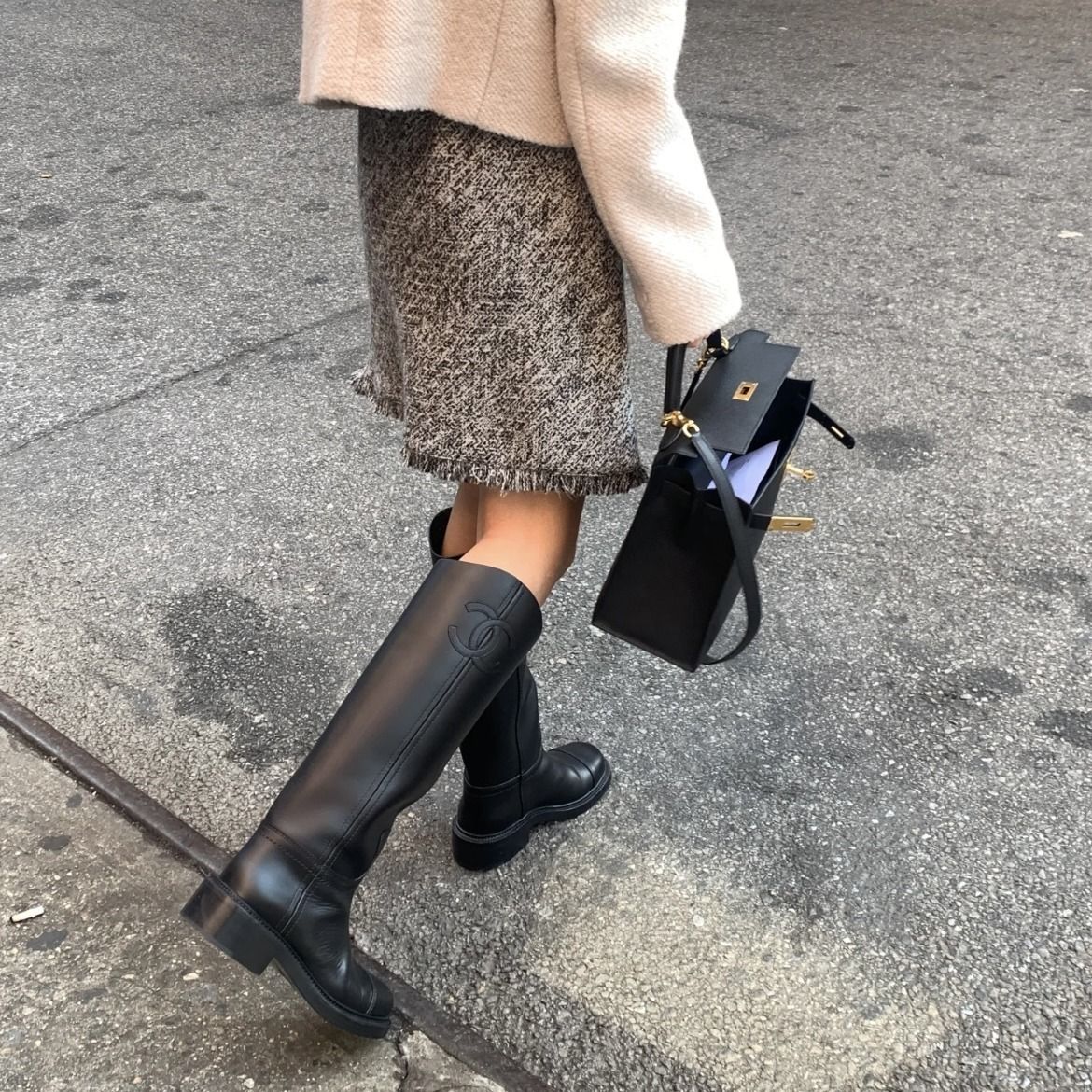 シックに決まる】CHANEL ロングブーツ (CHANEL/ロングブーツ) G45433