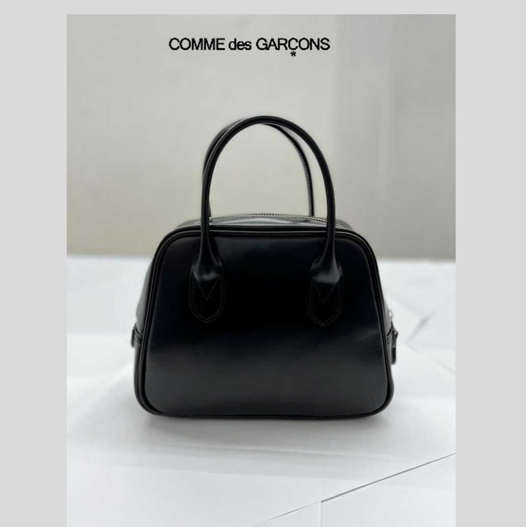 Comme des Garcons】 Round No.2 Aoyama Bag Black (COMME des GARCONS