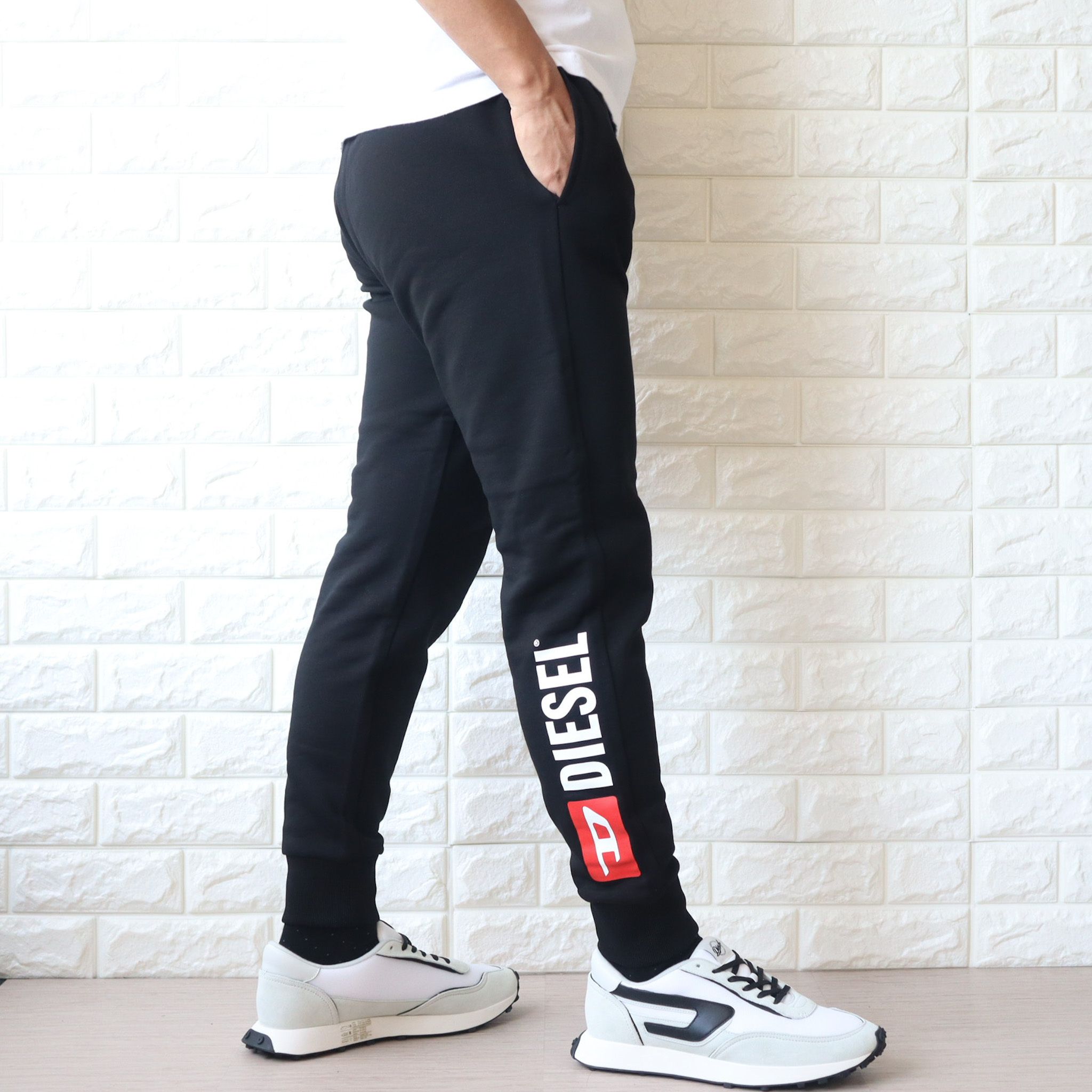 DIESEL ディーゼル ジョガーパンツ スウェットパンツ ロゴ (DIESEL