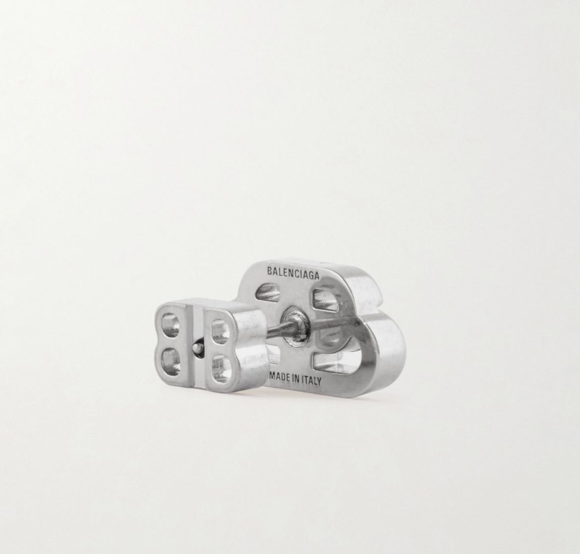 BALENCIAGA BBロゴ シルバートーン スタッド ピアス 人気 (BALENCIAGA