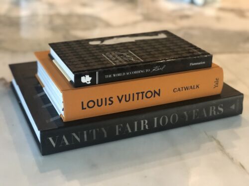 特価【海外人気インテリア本】Louis Vuittonハードカバーブック (Louis