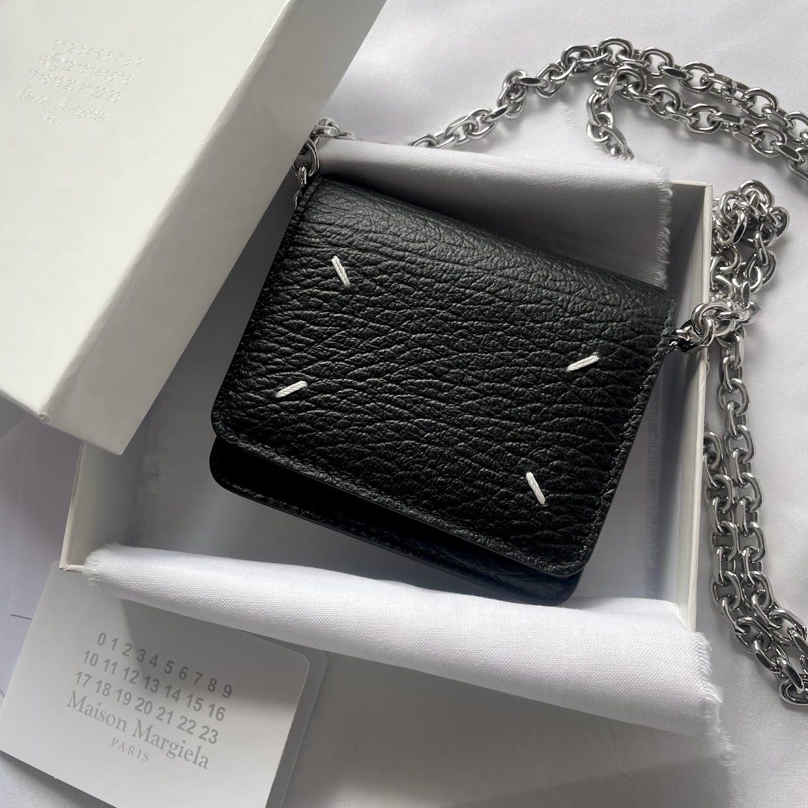 送料関税込□Maison Margiela チェーンウォレット ミニバッグ