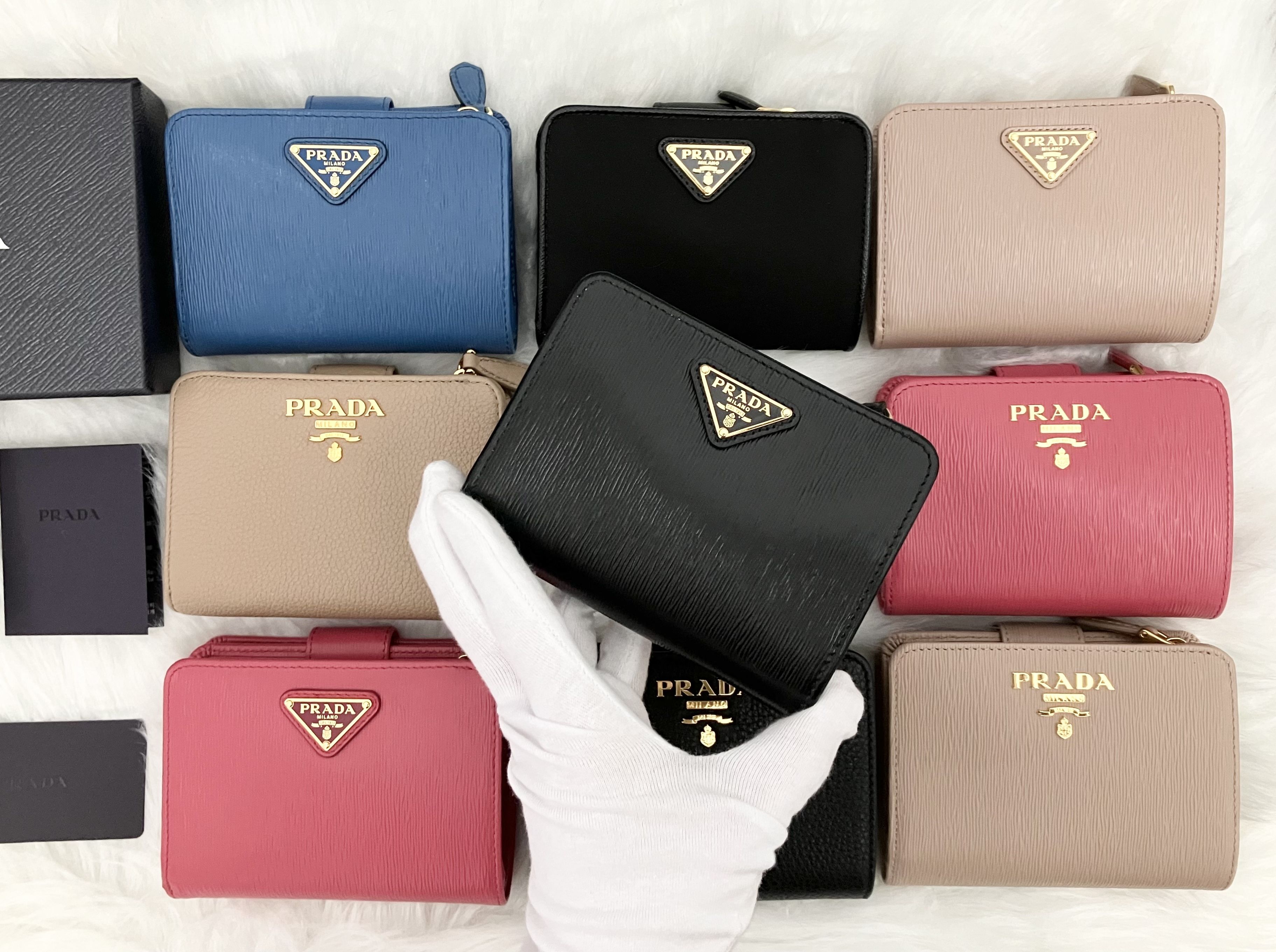 PRADA】VIPセール Zip Compact Wallet ジップコンパクト財布♪ (PRADA