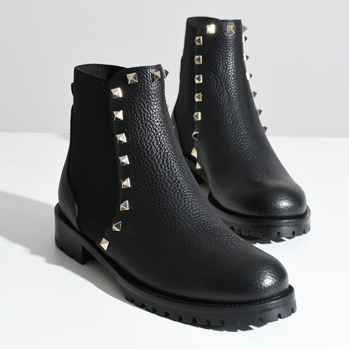 国内即発】VALENTINO ロックスタッズブーツ (VALENTINO/ショートブーツ