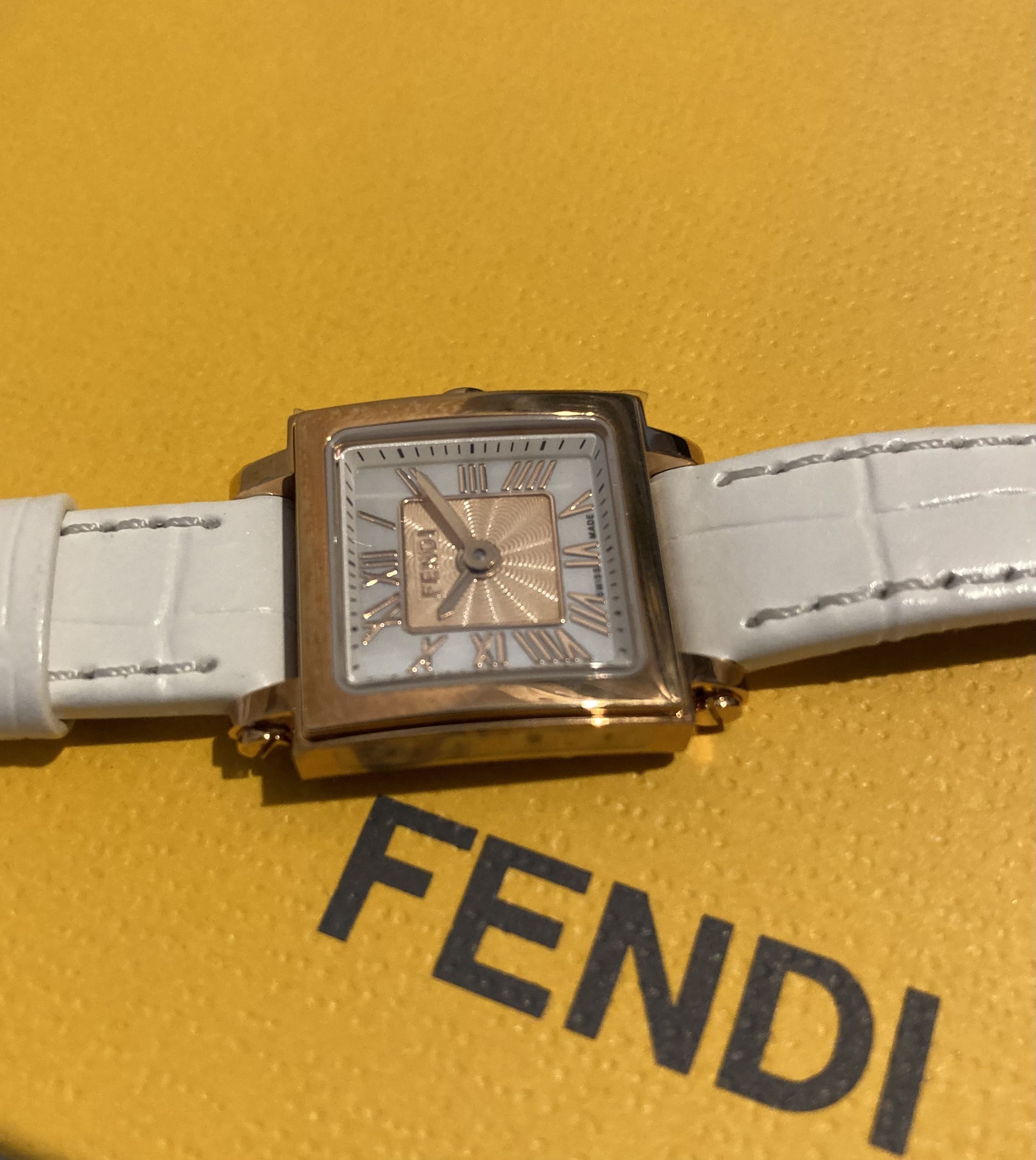 フェンディ 時計 FENDI QUADRO MINI クアドロミニ (FENDI/アナログ