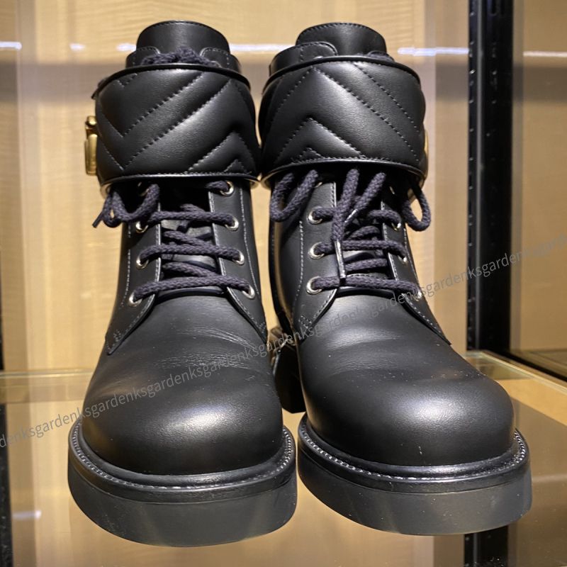 GUCCI☆ダブルG付き ウィメンズ アンクルブーツ☆すぐ届く！ (GUCCI