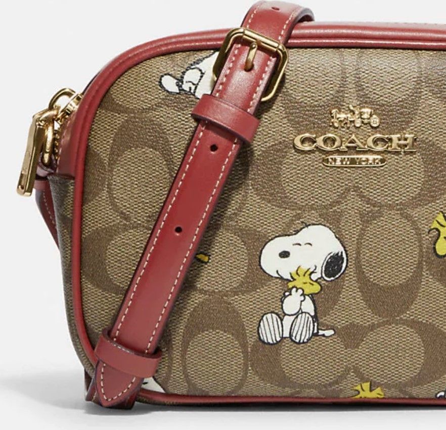 Coach x Peanuts スヌーピーコラボ シグネチャー カメラバッグ (Coach