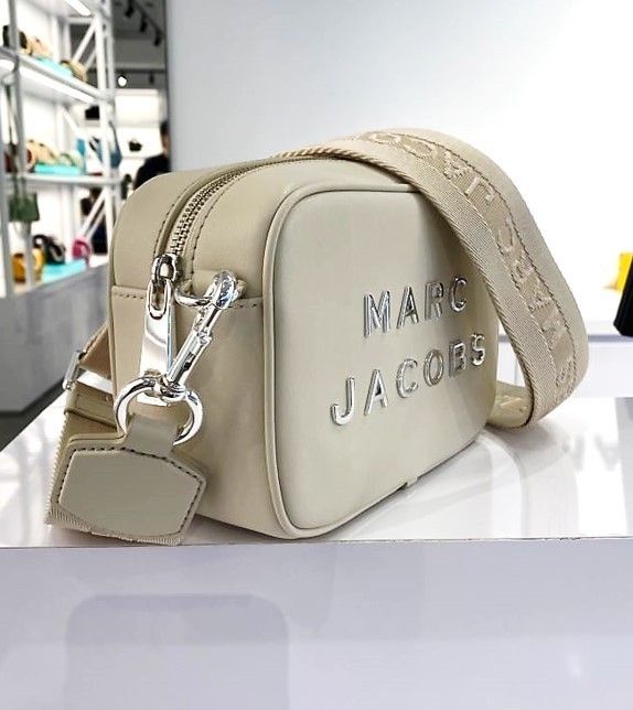 Marc Jacobs ロゴ レザー クロスボディ ショルダー 関税送料込 (MARC
