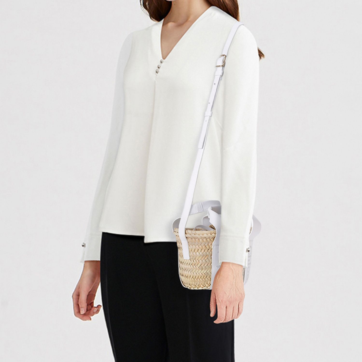 関税負担なし☆Chloe クロエ chloe senseスモールバスケット (Chloe