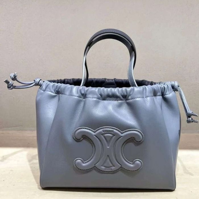 ☆Celine☆スモール カバ ドローストリング キュイル トリオンフ