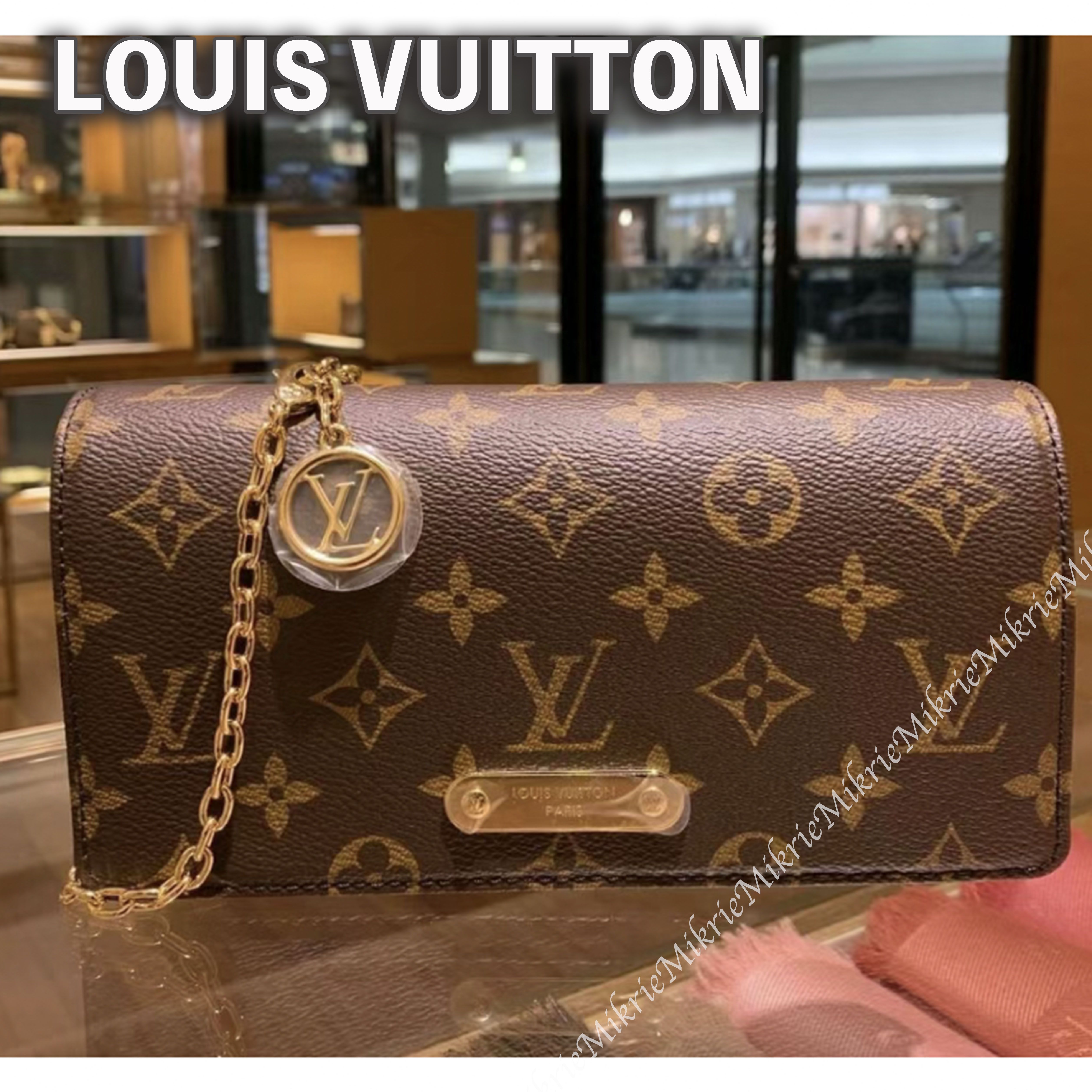 すぐ届く ヴィトン ウォレット オン チェーン リリー ミニバッグ