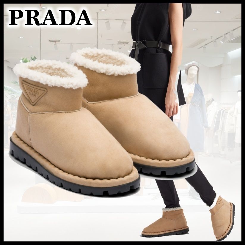 大人気】PRADA ムートンブーツ (PRADA/ショートブーツ・ブーティ