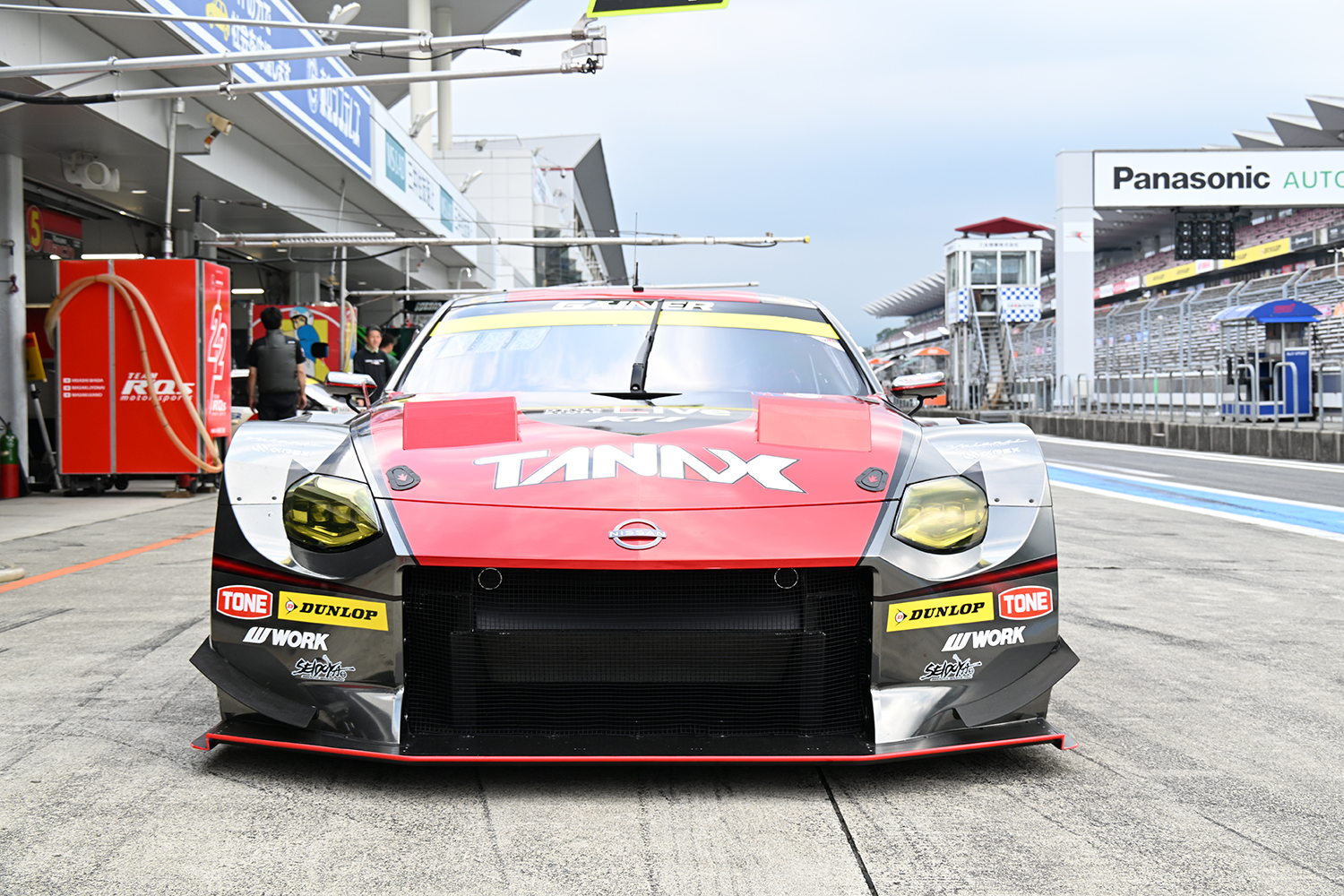 GT300クラスにデビューした「Z」は直線が速いだけに今後の活躍に期待