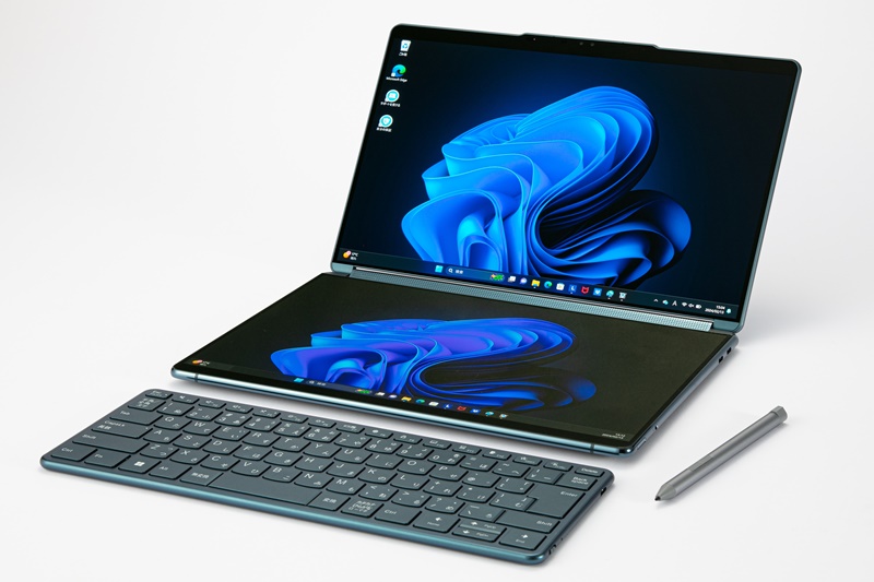 2画面ノートパソコン「Yoga Book 9i」、左右配置で付属キーボードを