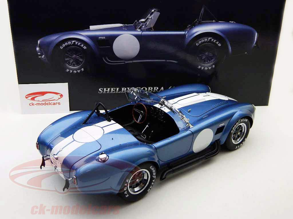 Kyosho 1:12 Shelby Cobra 427 S/C 1966 light blue -metalic with