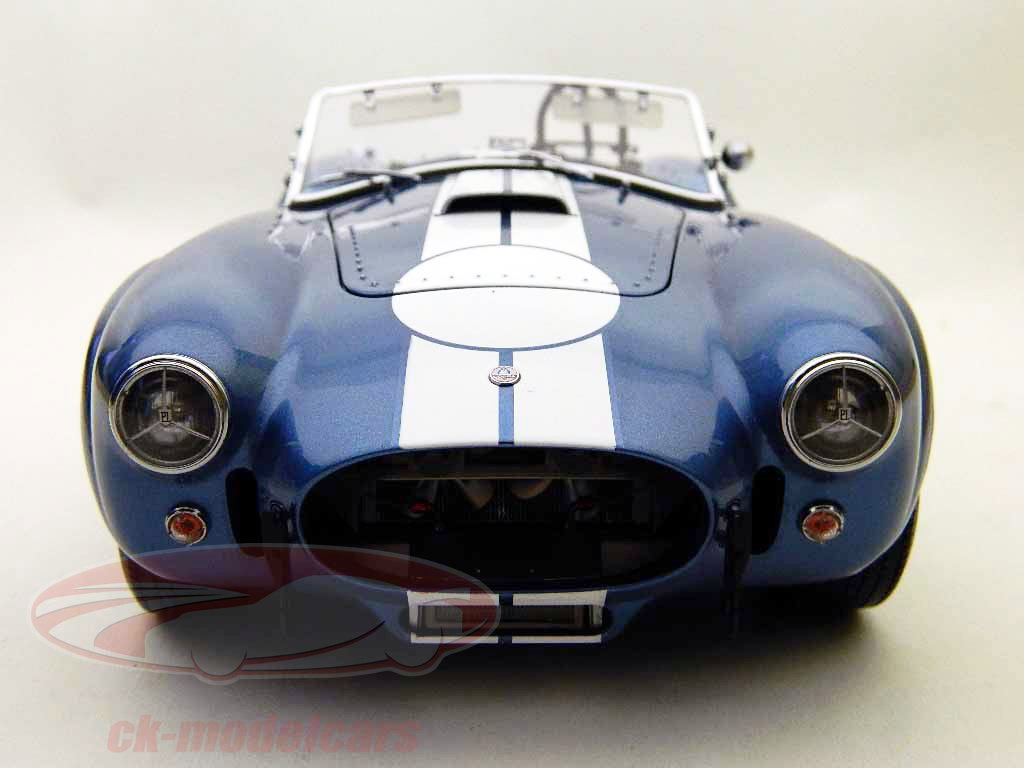 Kyosho 1:12 Shelby Cobra 427 S/C 1966 light blue -metalic with