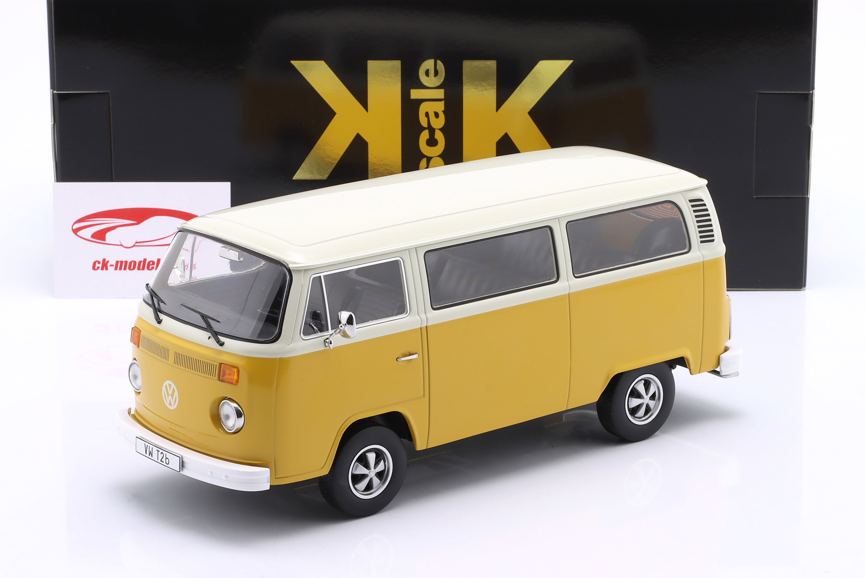 KK-Scale 1:18 Volkswagen VW T2b bus with Fuchs rims year 1972