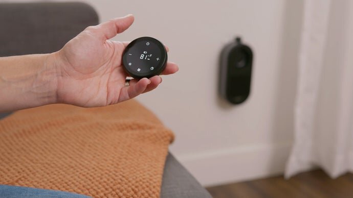 防寒】持ち運べるプラグインヒーターで瞬時にポカポカ！ペット用暖房に