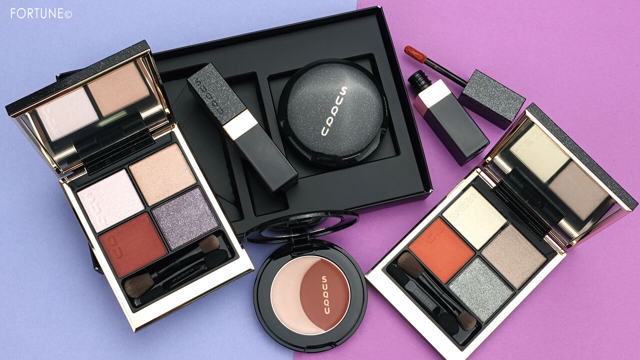 SUQQU《2021クリスマスコフレ》発売前レビュー！2種の限定色メイク