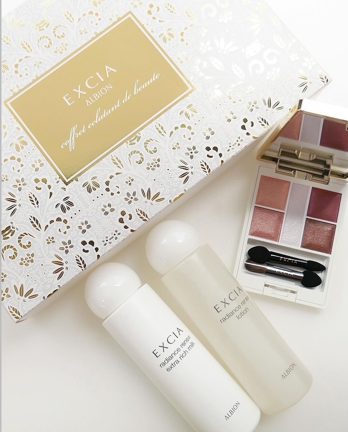 アルビオン エクシア クリスマスコフレ 2024 | コトブキヤクラブ