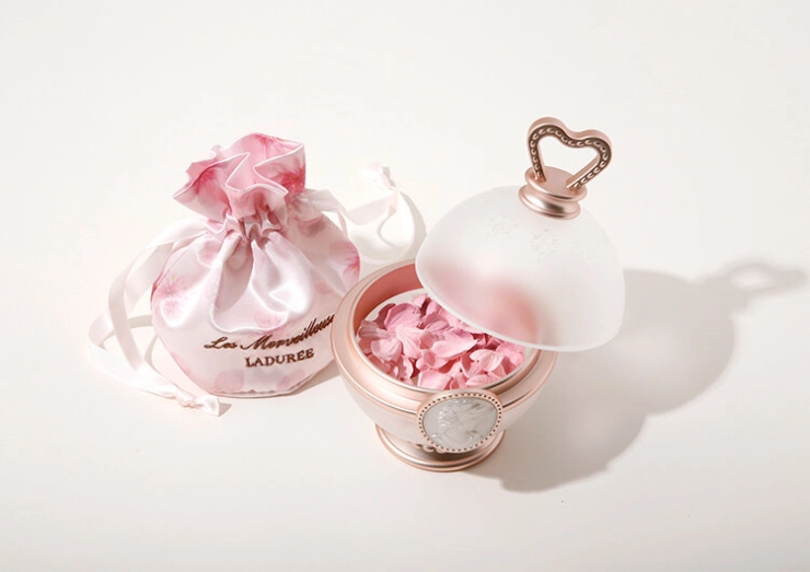 レ・メルヴェイユーズ ラデュレの2021春新作コスメが可愛すぎ