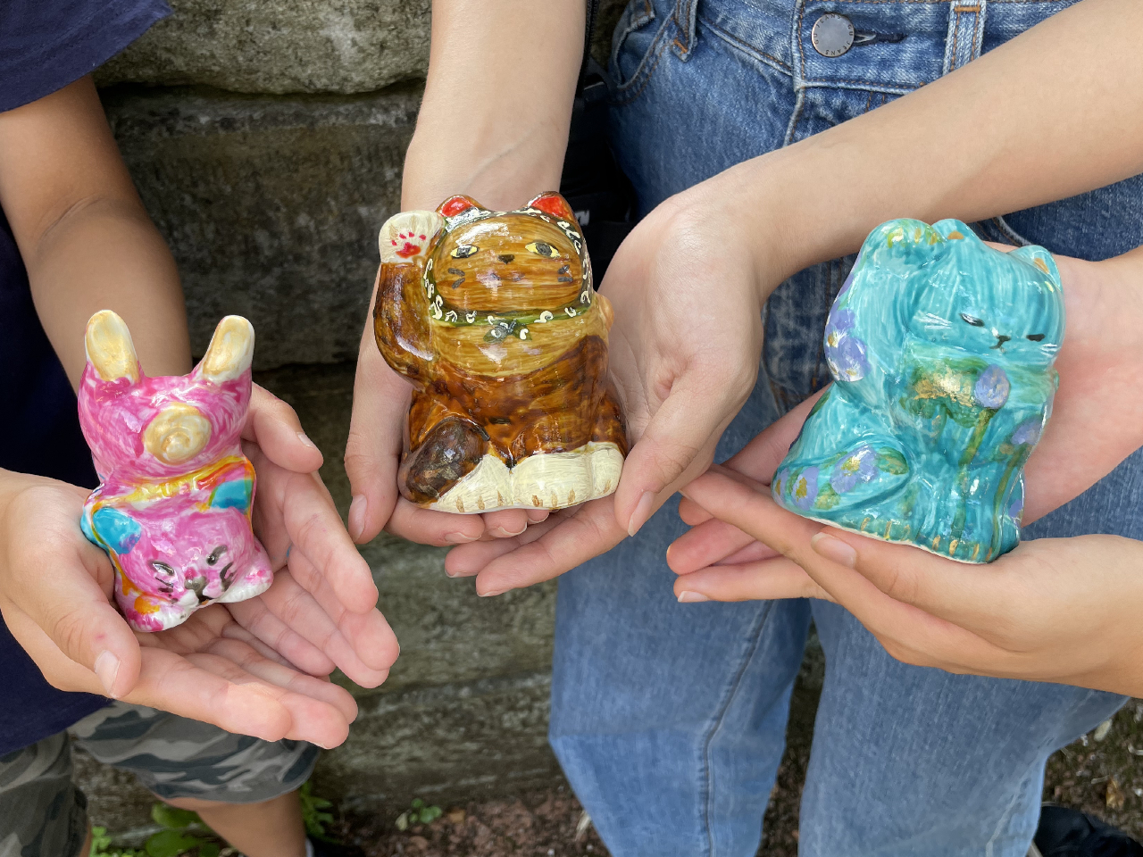 あわら×絵付体験】器や人形に絵を描こう♪/金津創作の森 創作工房