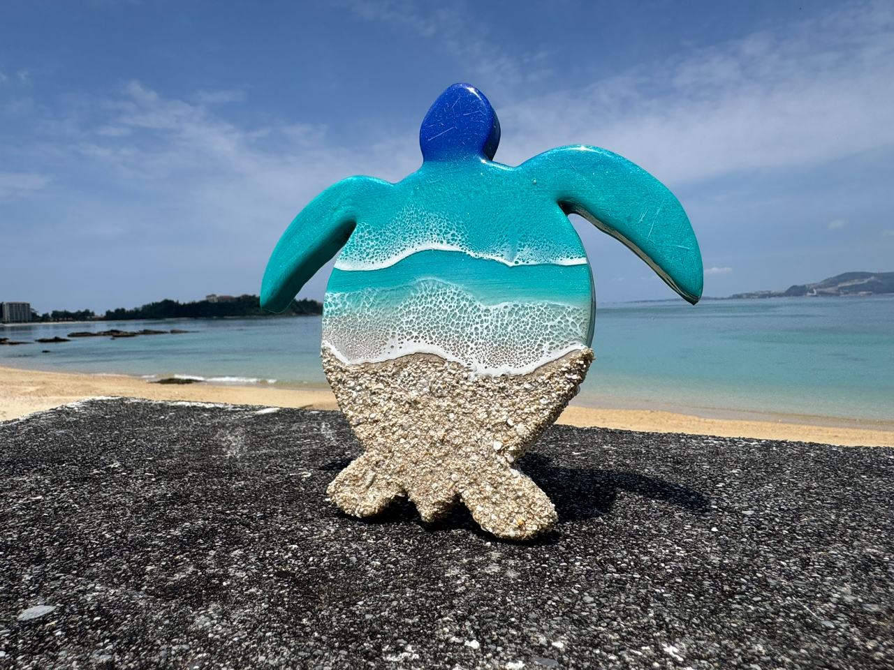 沖縄で人気な海の生き物シリーズ】沖縄の想い出にホヌ型のレジン体験