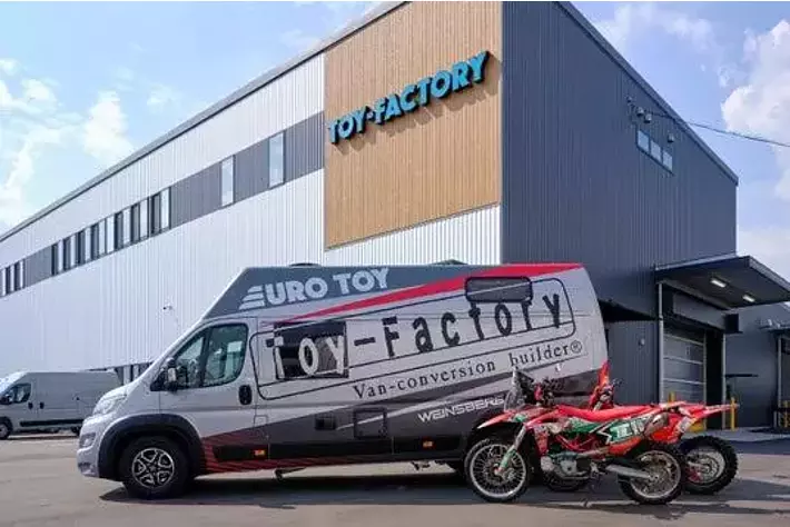 世界一過酷なレース「ダカール・ラリー」に挑戦する日本トップライダー