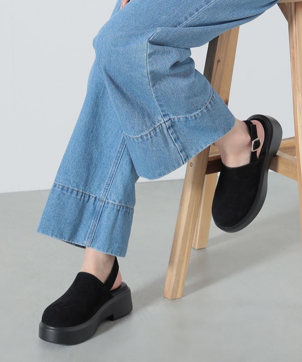 BEAMS HEART（ビームス ハート）フェイクスエード ストラップサボ