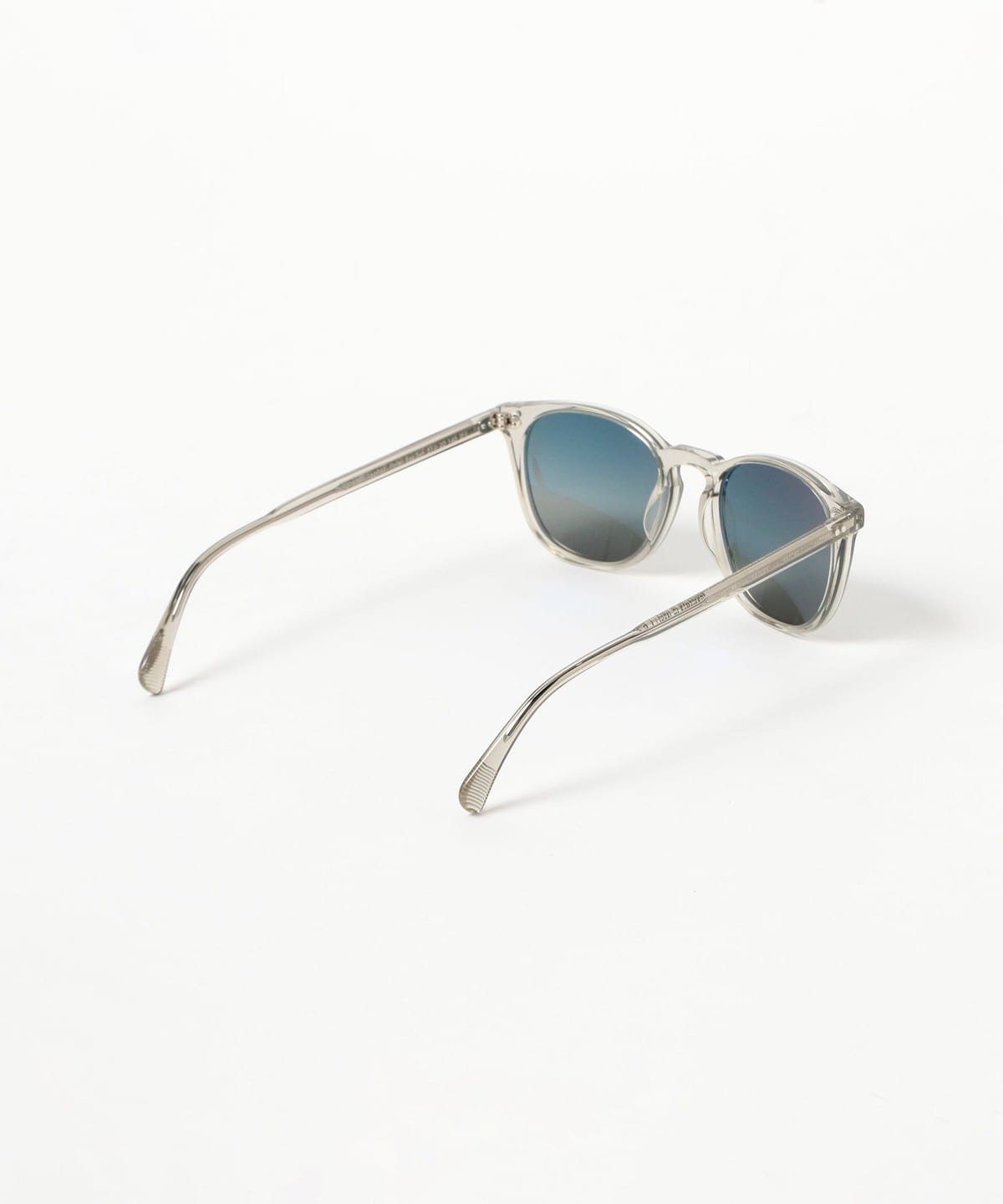 Brilla per il gusto（ブリッラ ペル イル グスト）OLIVER PEOPLES
