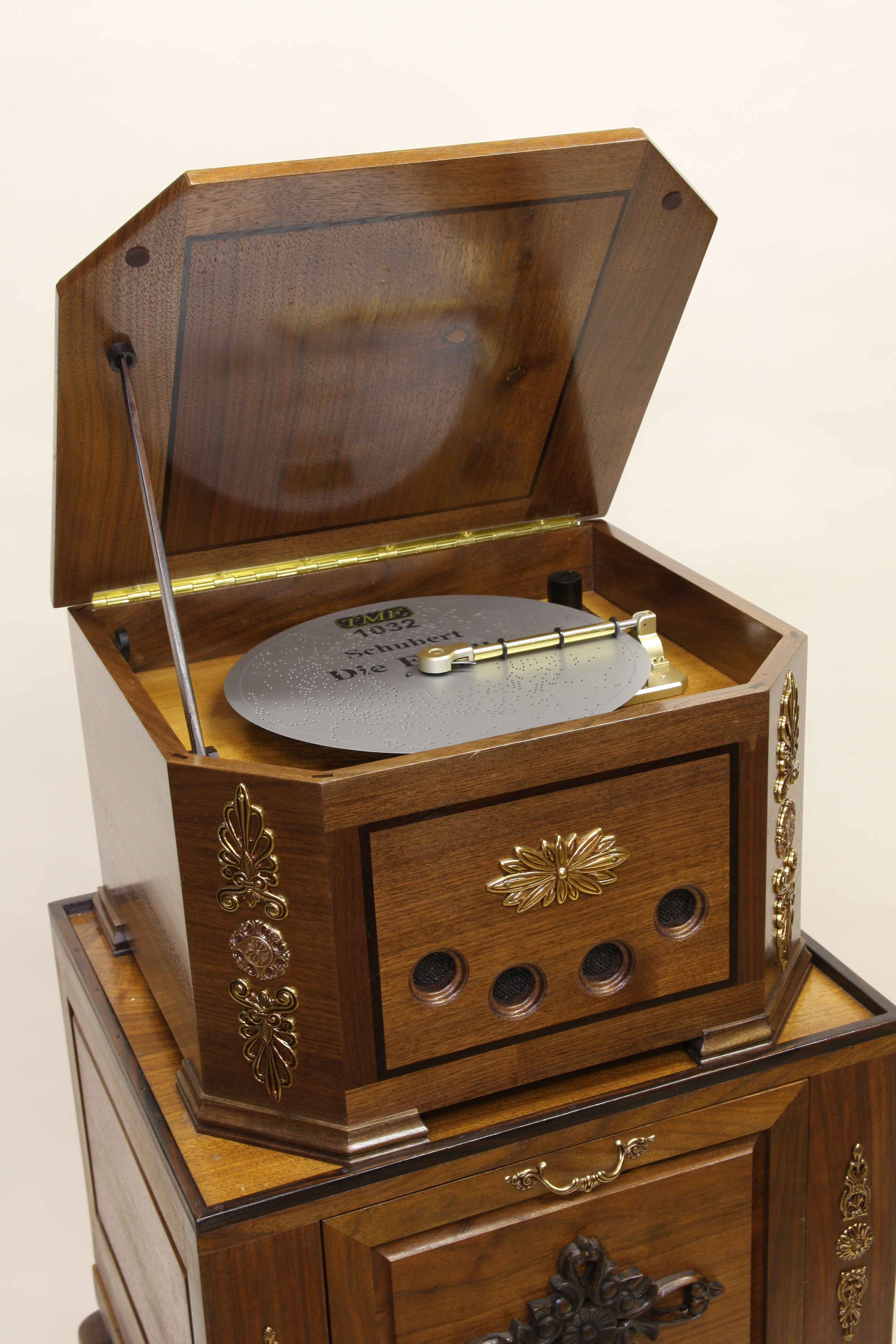 [ジャング品] 木製のディスクオルゴールディスク 5枚付き ジャング品] 木製のディスクオルゴールディスク 5枚付き ジャング品