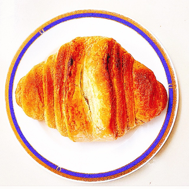 ☆7月新商品☆ 「シナモンロール」新発売 - 「冷凍パン（海外直輸入