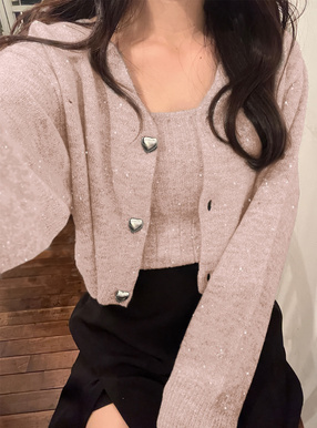 キャミソールxハートボタンカーディガンスパンコールニット