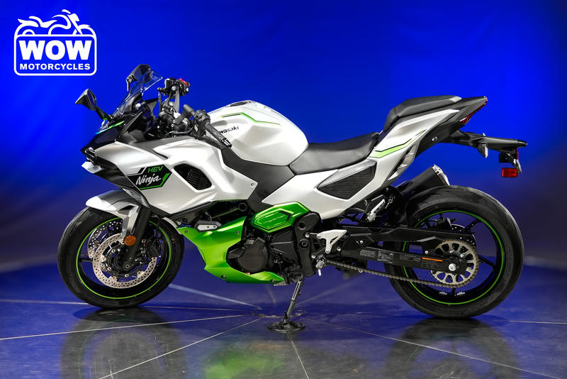 2024 Kawasaki Z7 HYBRID ABS CX500A | WOW Motorcycles