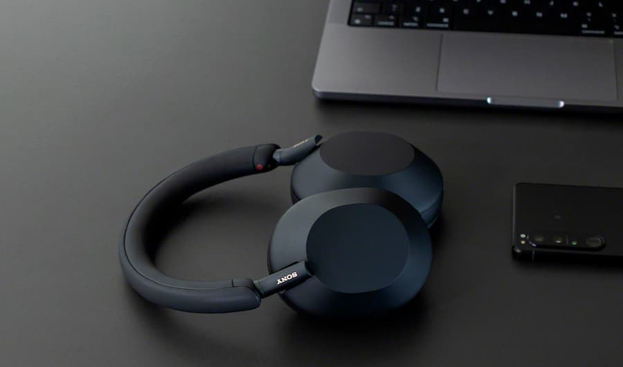 Sony's Noise Canceling WH-1000XM5 Headphones Have Arrived and Bose