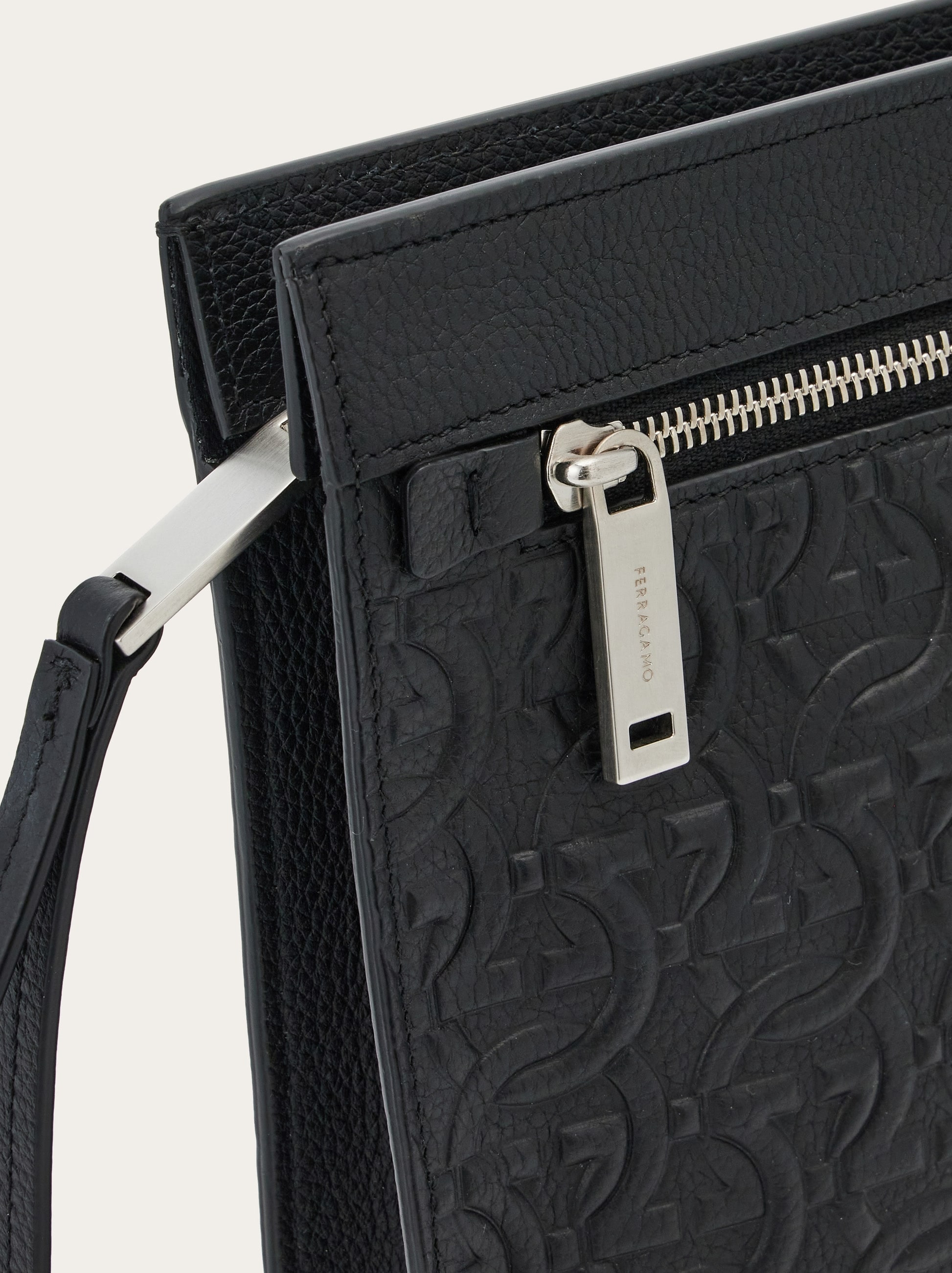 ガンチーニ クラッチバッグ - ギフト | Ferragamo