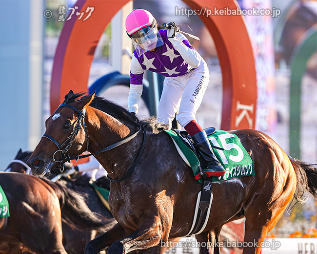 JRA最優秀2歳牡馬ジャンタルマンタル号「朝日杯」フォトブック