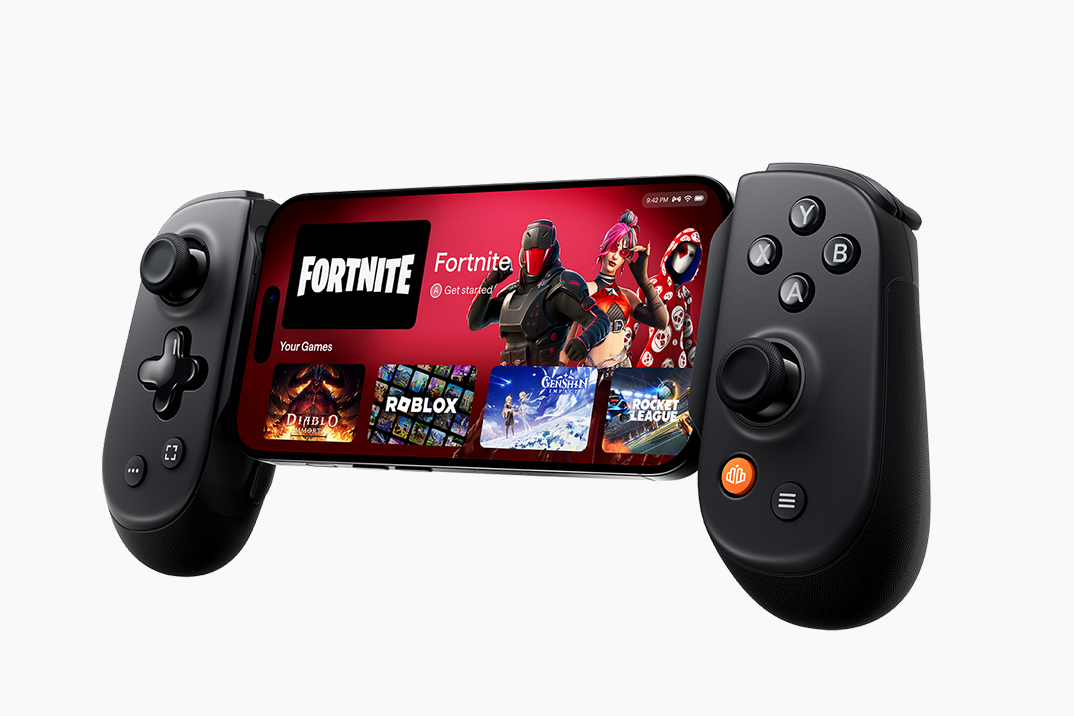 The Backbone Pro Brings Wireless Console-Grade Controls To Any