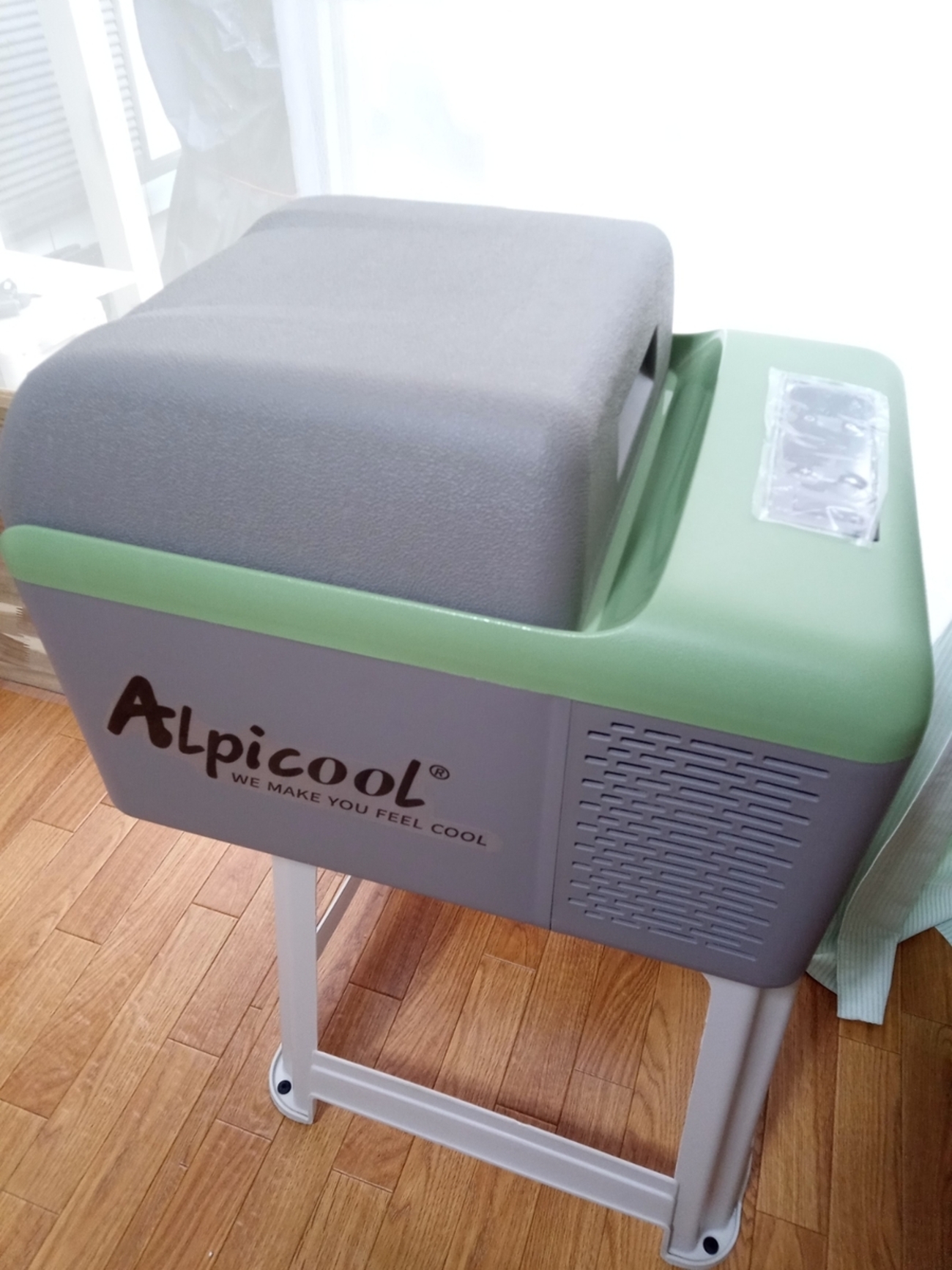 ポータブル冷蔵庫買ってみた ～Alpicool～ - お酒とキャンプと雑記録